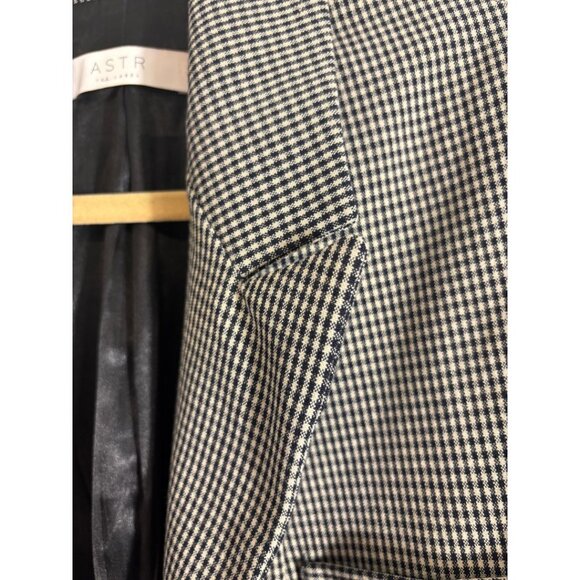 ASTR The Label Rachel Blazer – Brown Houndstooth (Size S) - Picture 9 of 10